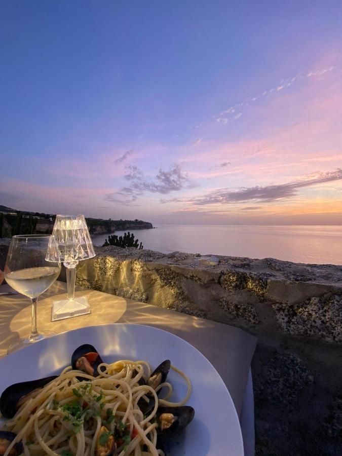 Mediterranean Boutique Hotel Тропеа Екстериор снимка