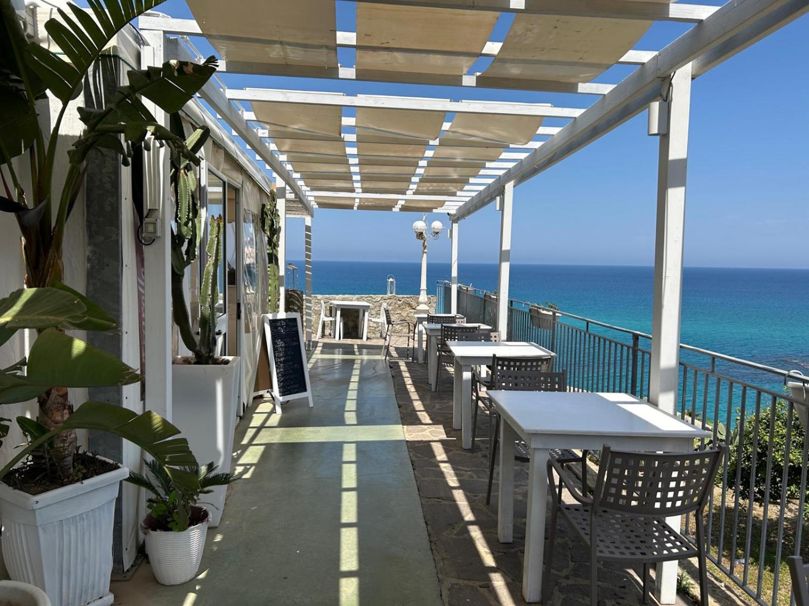 Mediterranean Boutique Hotel Тропеа Екстериор снимка