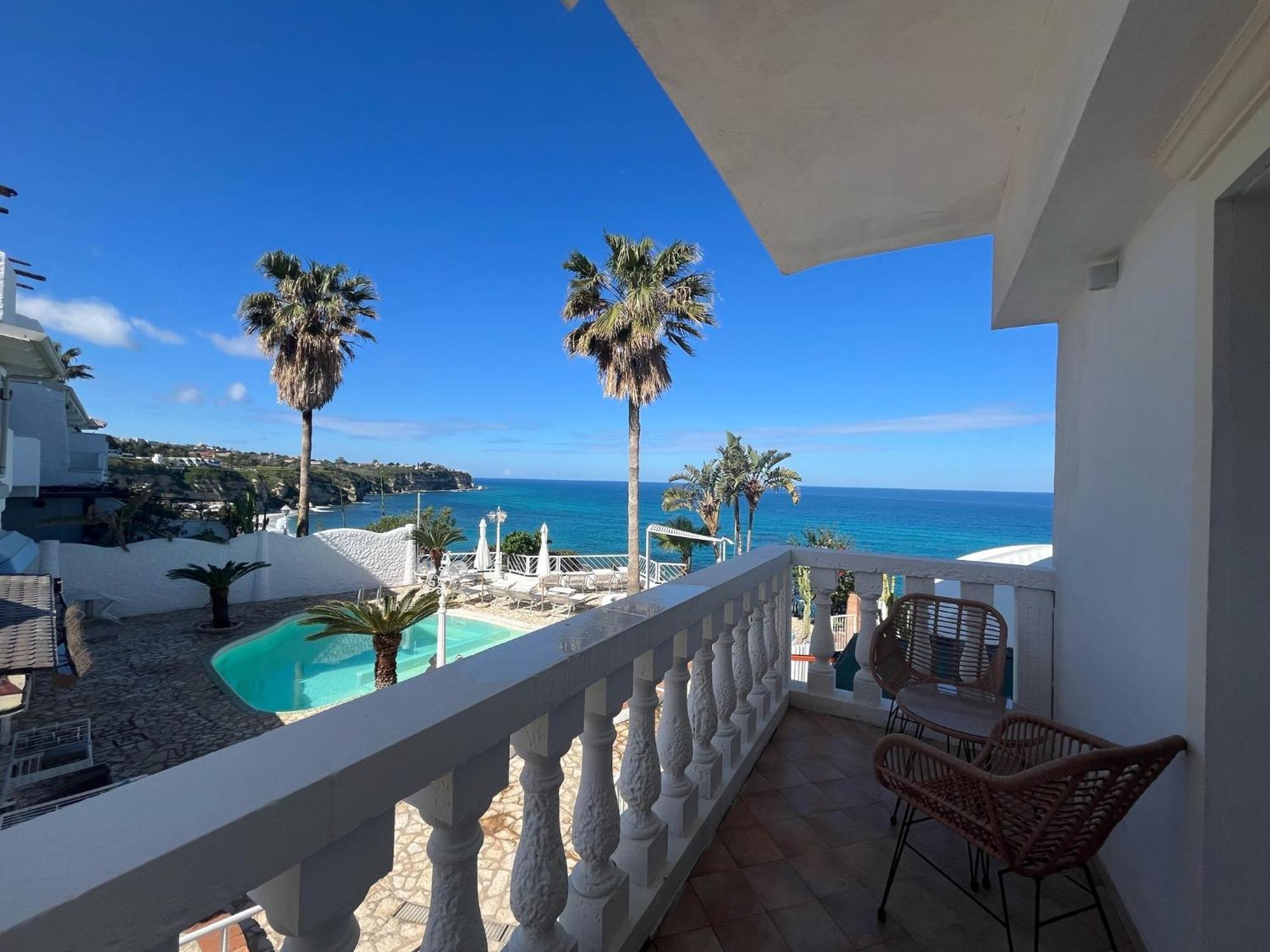 Mediterranean Boutique Hotel Тропеа Екстериор снимка